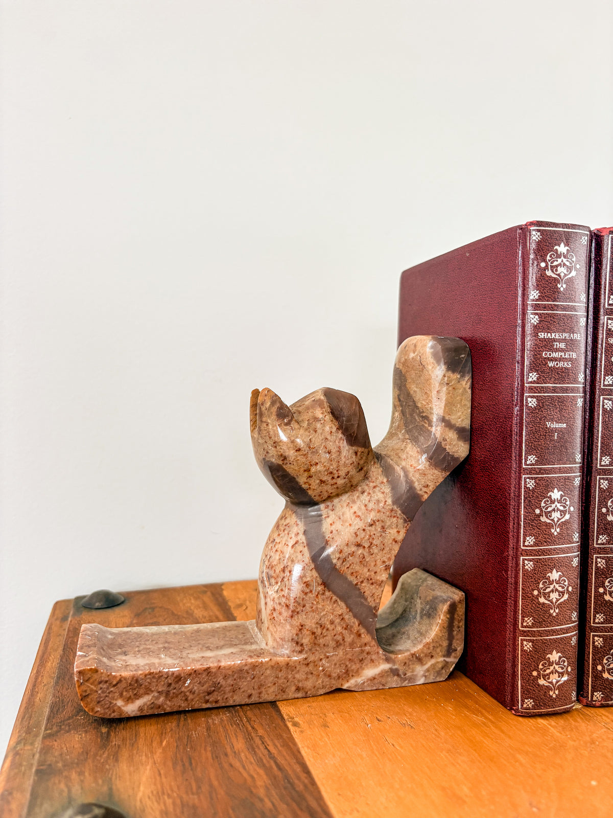 Green and Brown Onyx Cat Book Ends