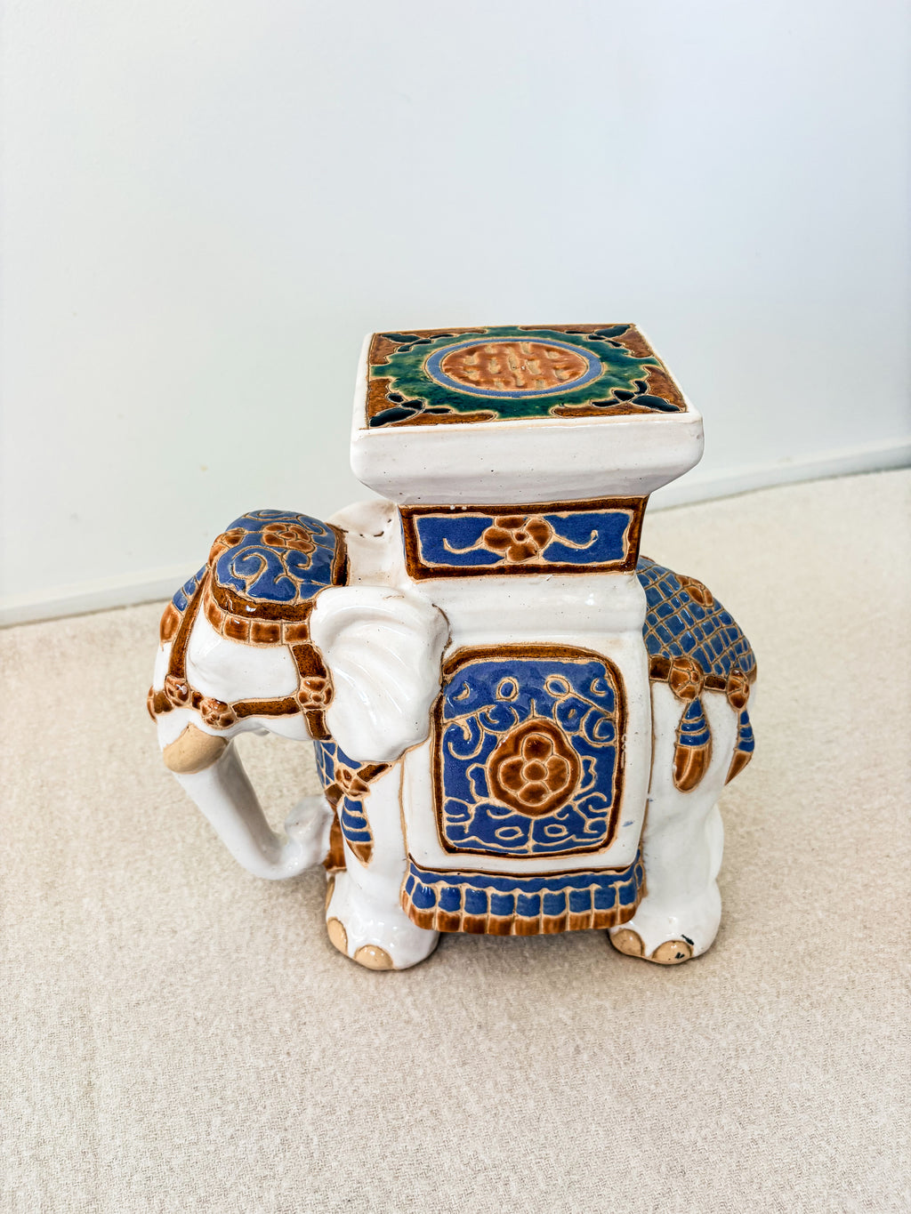 Vintage Cermic Elephant Pair