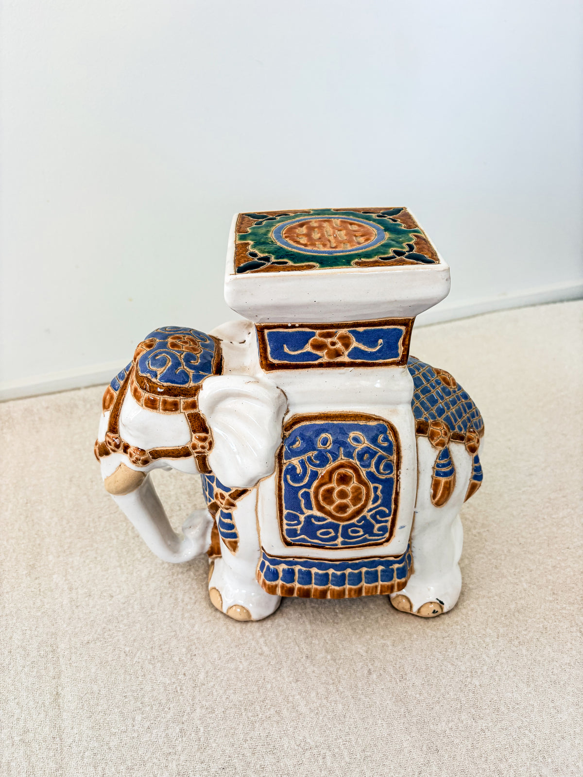 Vintage Cermic Elephant Pair