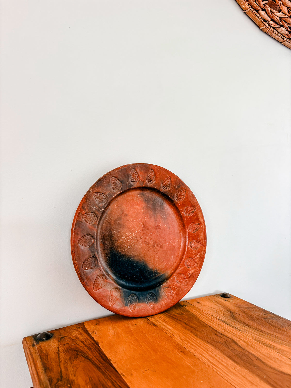 Vintage Eartherware Decorative Plate