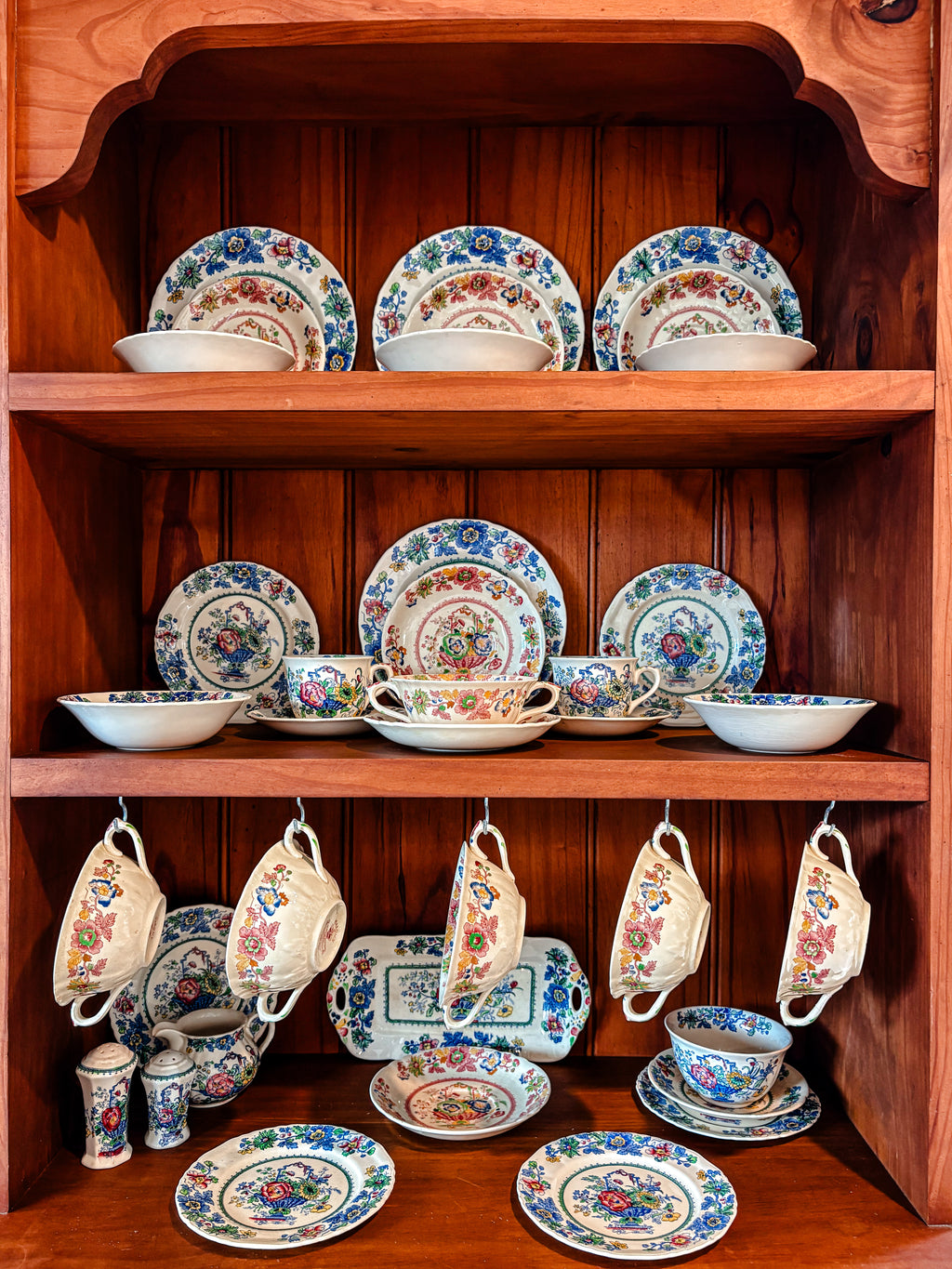 Masons Strathmore Iron Stone China Set