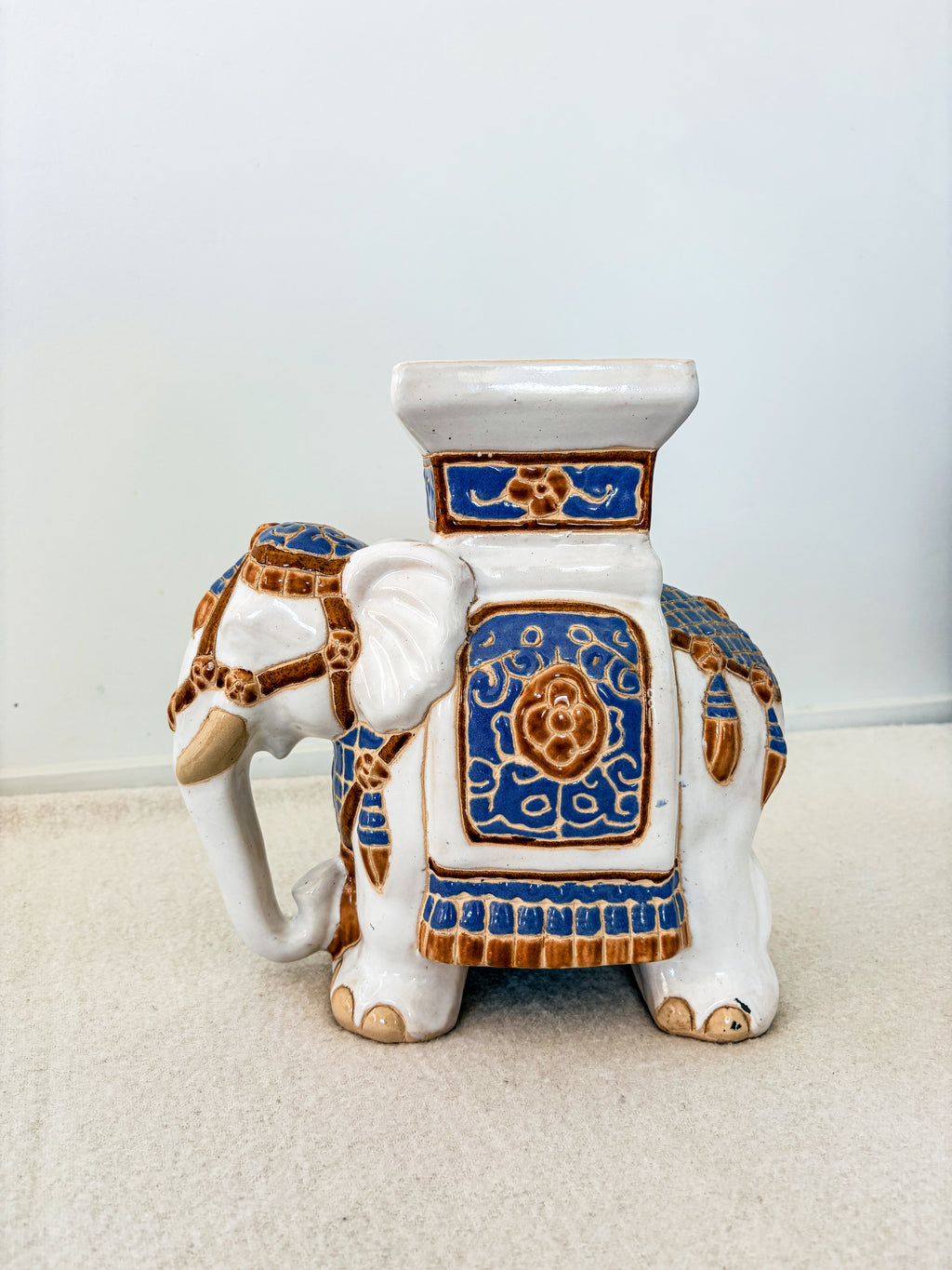 Vintage Cermic Elephant Pair