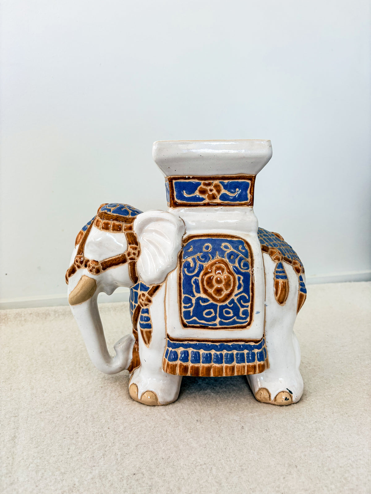 Vintage Cermic Elephant Pair