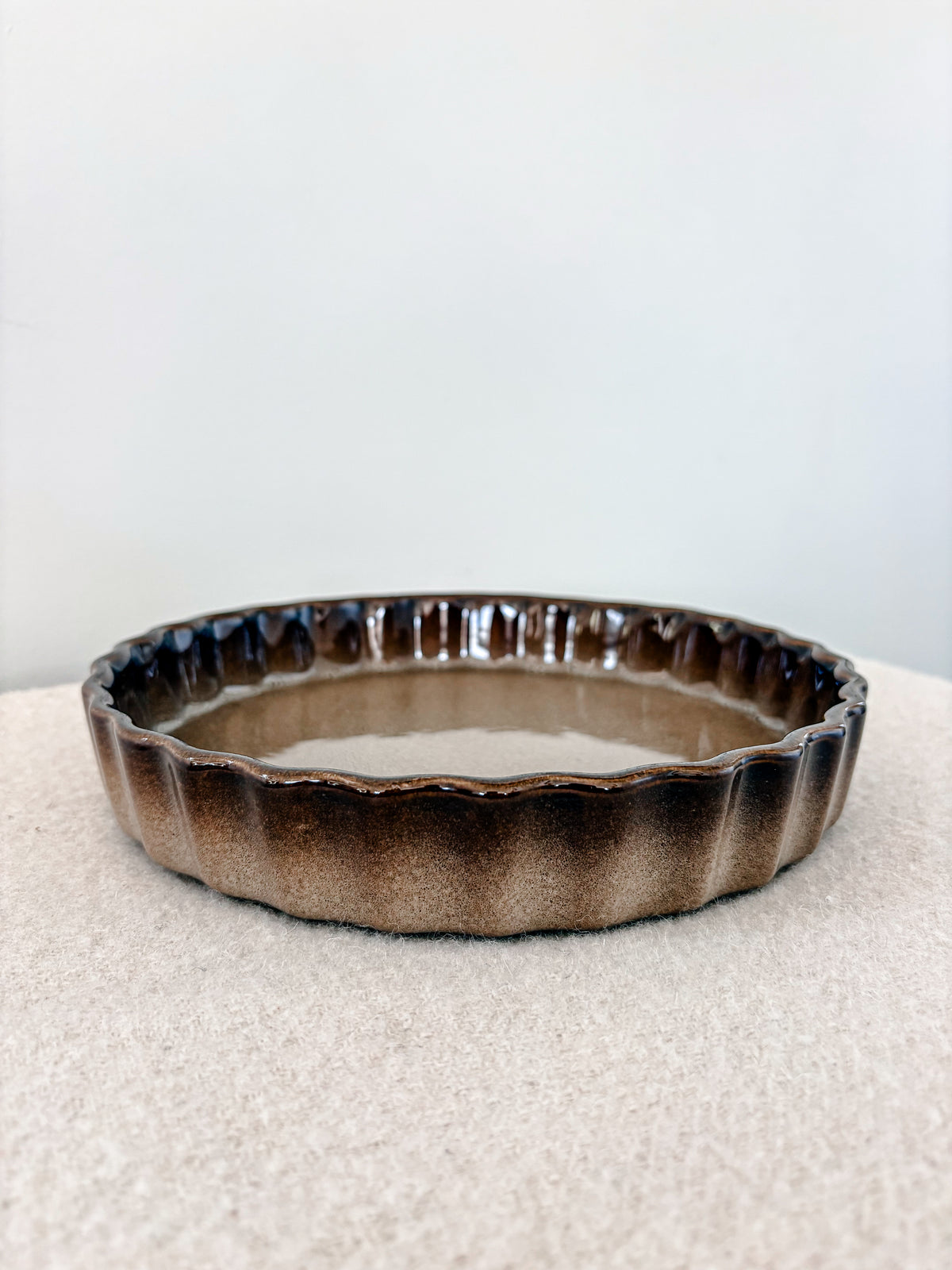 Temuka “Cobblestone” Pie Dish