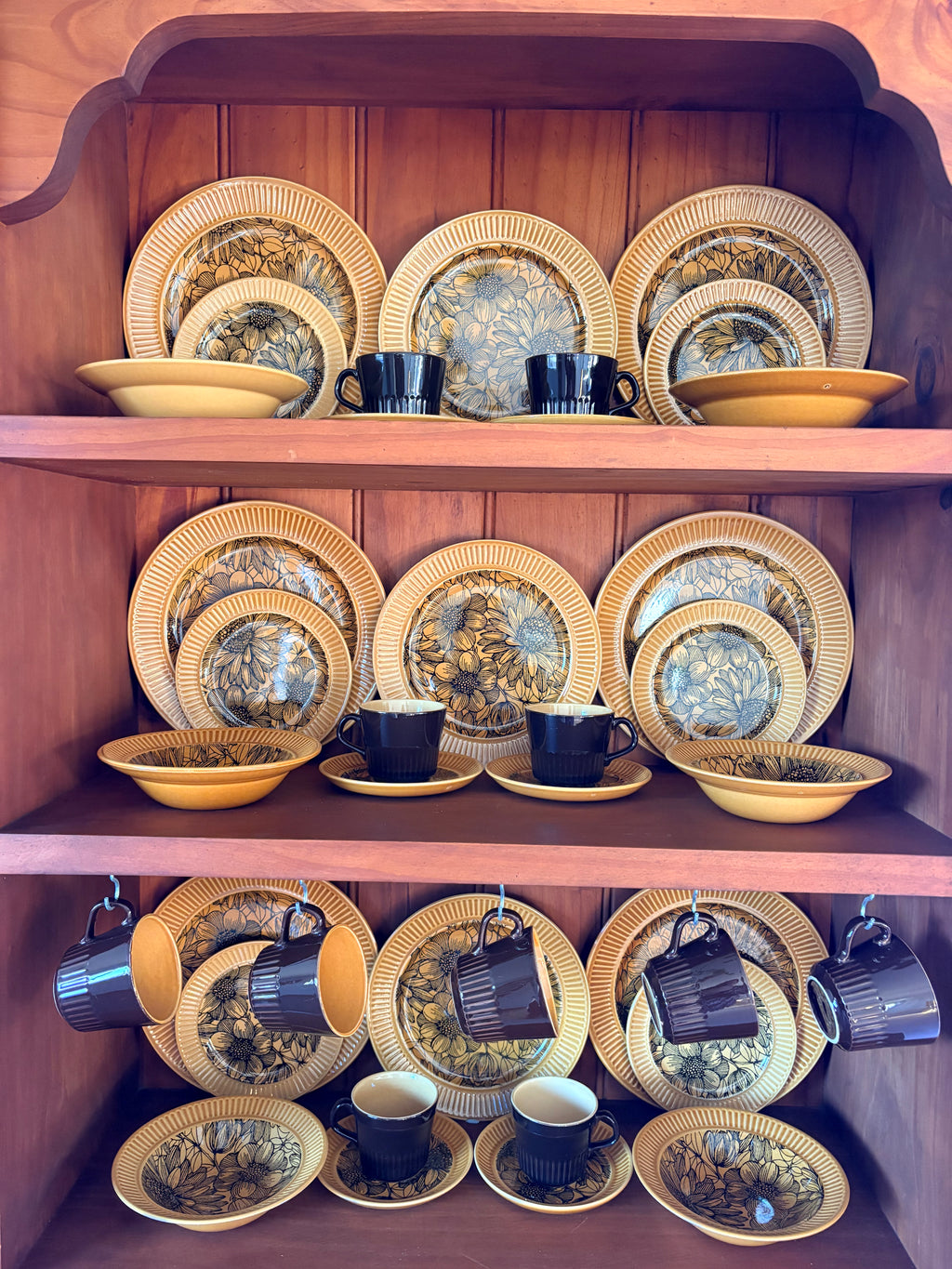 Crown Lynn Honey Glow (Bowl)
